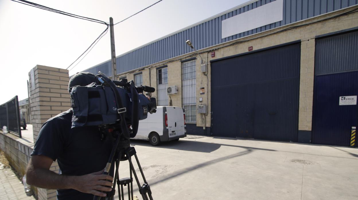 En la imagen, la fábrica donde se contaminó la carne de listeria en Sevilla