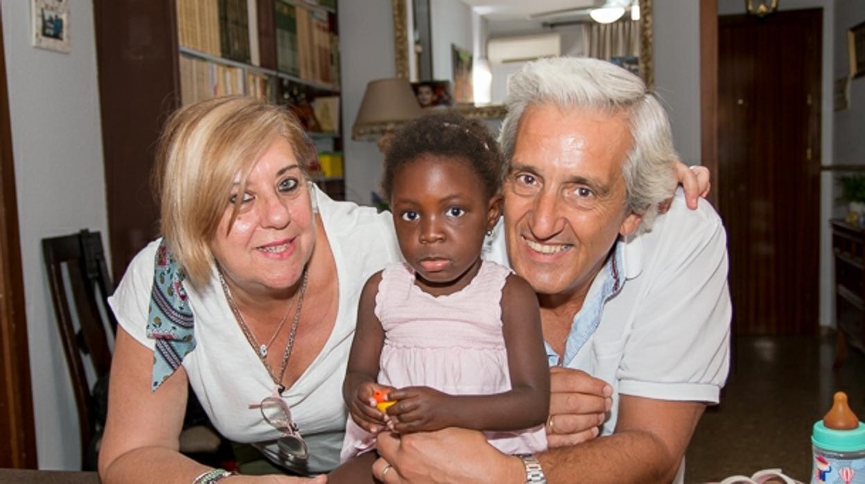 La pequeña Faith vuelve a casa tras ser intervenida de una cardiopatía en el Hospital Reina Sofía de Córdoba