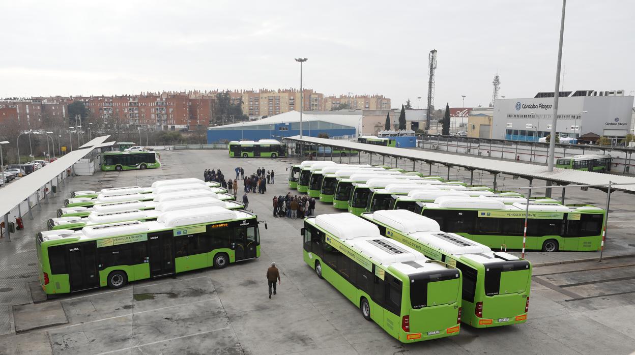 Últimos autobuses de gas adquiridos por Aucorsa