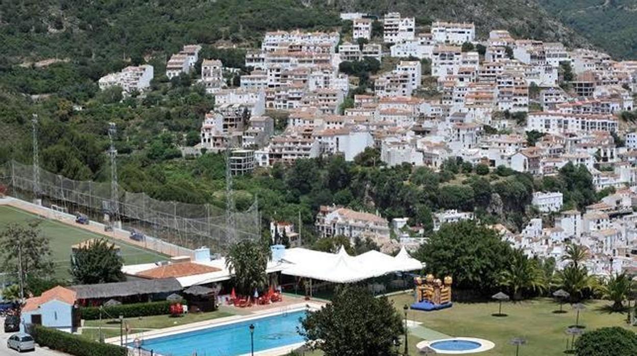 Ojén en Málaga es el municipio donde más comprán los solteros