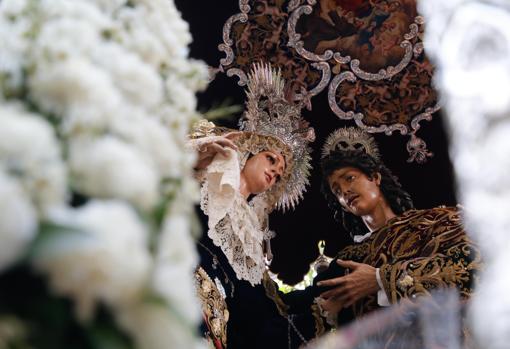 La Virgen de los Ángeles y San Juan, de la hermandad del Císter