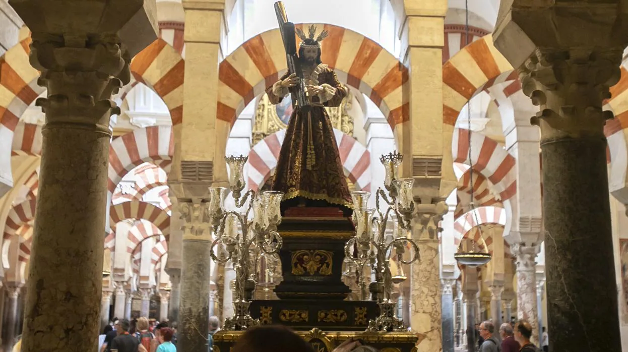Nazareno de Peñarroya-Pueblonuevo, sobre su paso en la Catedral de Córdoba