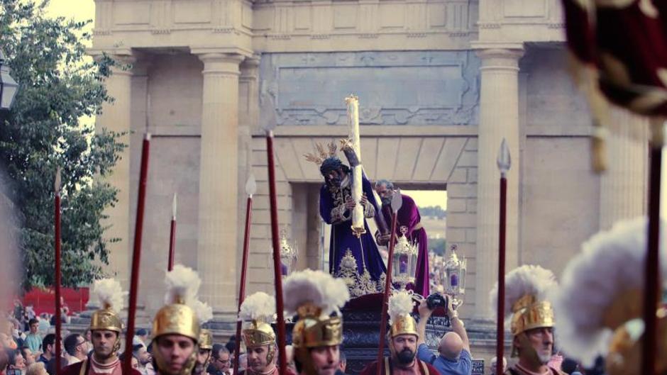 La saeta más pura al Nazareno de Castro del Río por las calles de Córdoba