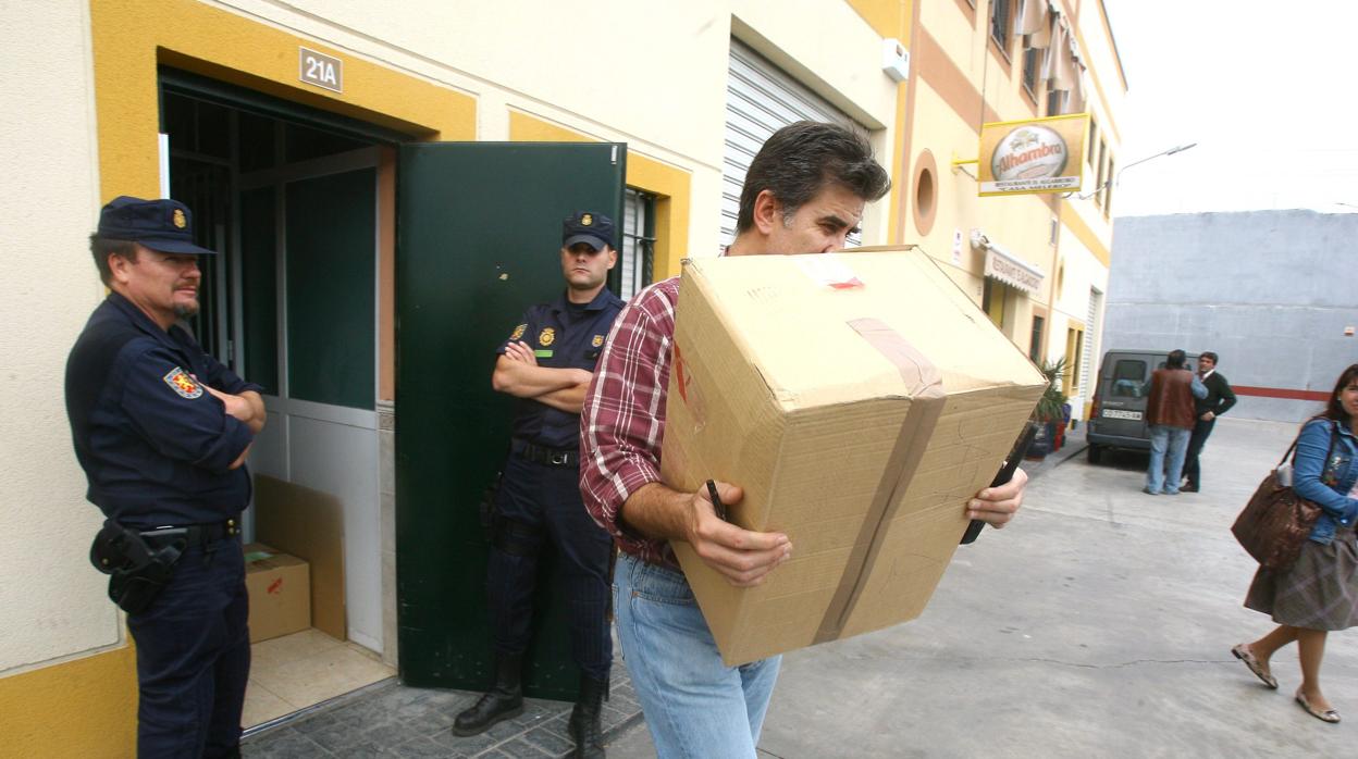 Registros de uno de los talleres de joyería en un polígono de capital durante la Operación Fénix en 2006