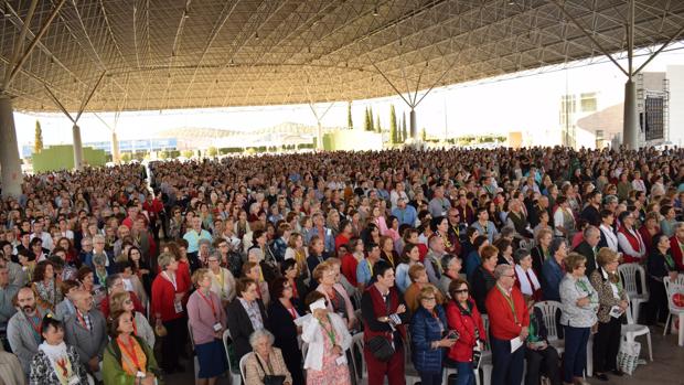 La fe desborda el recinto ferial de Jaén