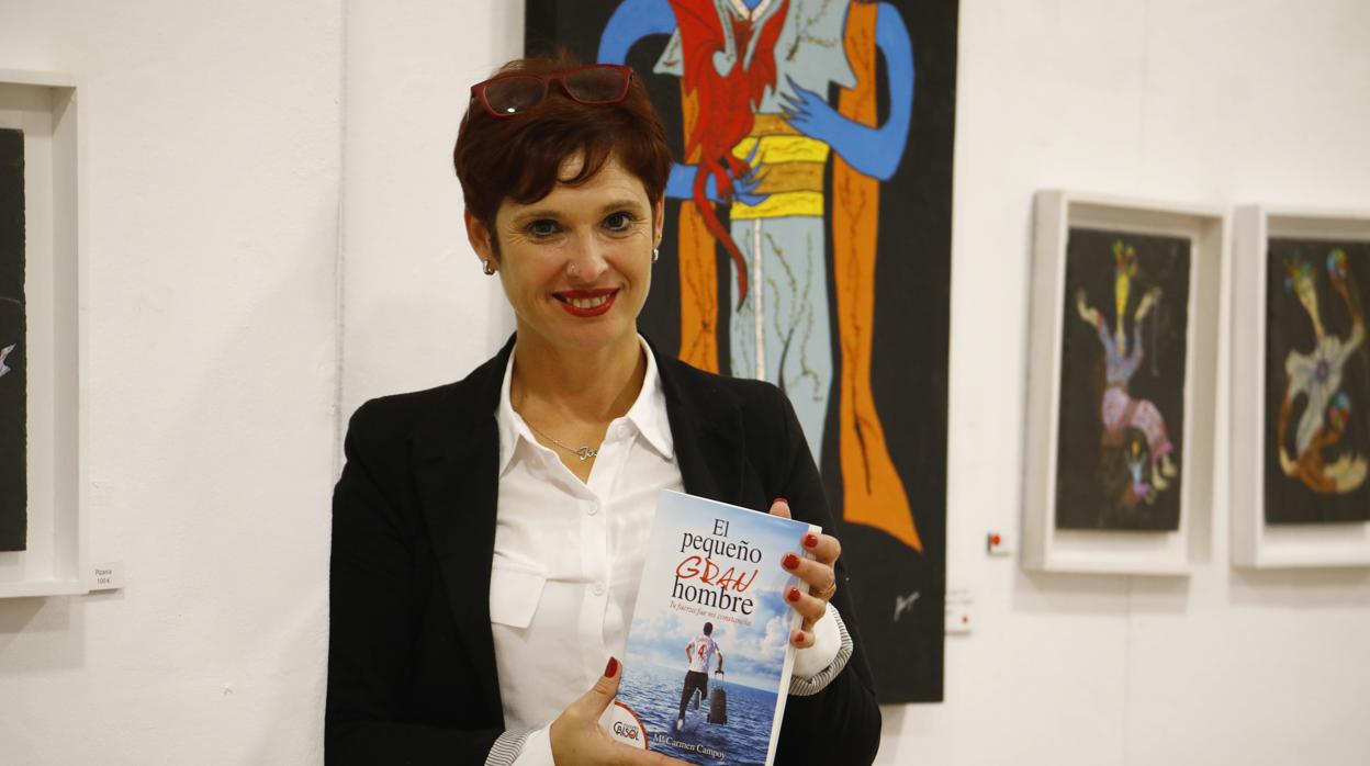 María del Carmen Campoy en la presentación del libro