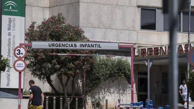 La Junta asegura que la plantilla de Oncología de Málaga está al cien por cien pese a las protestas