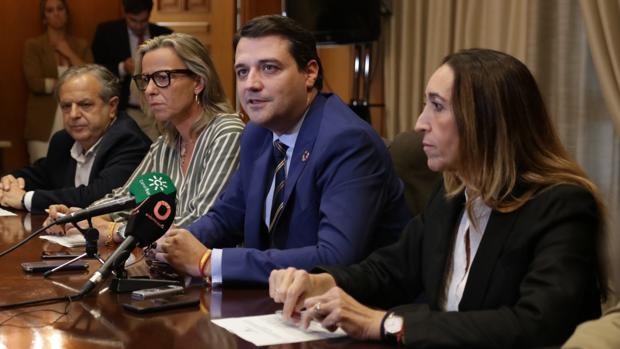 El cogobierno municipal de PP y Ciudadanos pacta con Vox el marco fiscal para la Córdoba de 2022