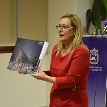 La alcaldesa de Fuengirola, Ana Mula, presenta el proyecto