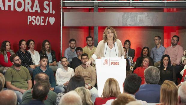 Susana Díaz cierra campaña en Almonte en un acto paralelo al de Montero