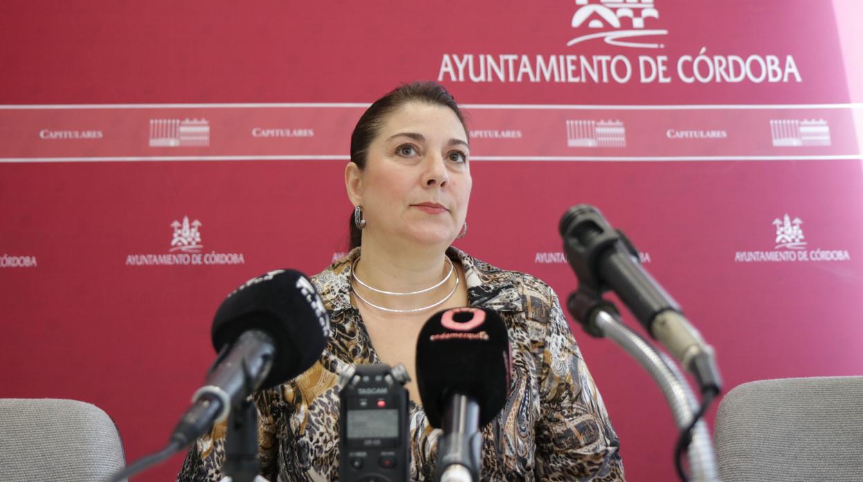 Eva Contador, ayer en rueda de prensa