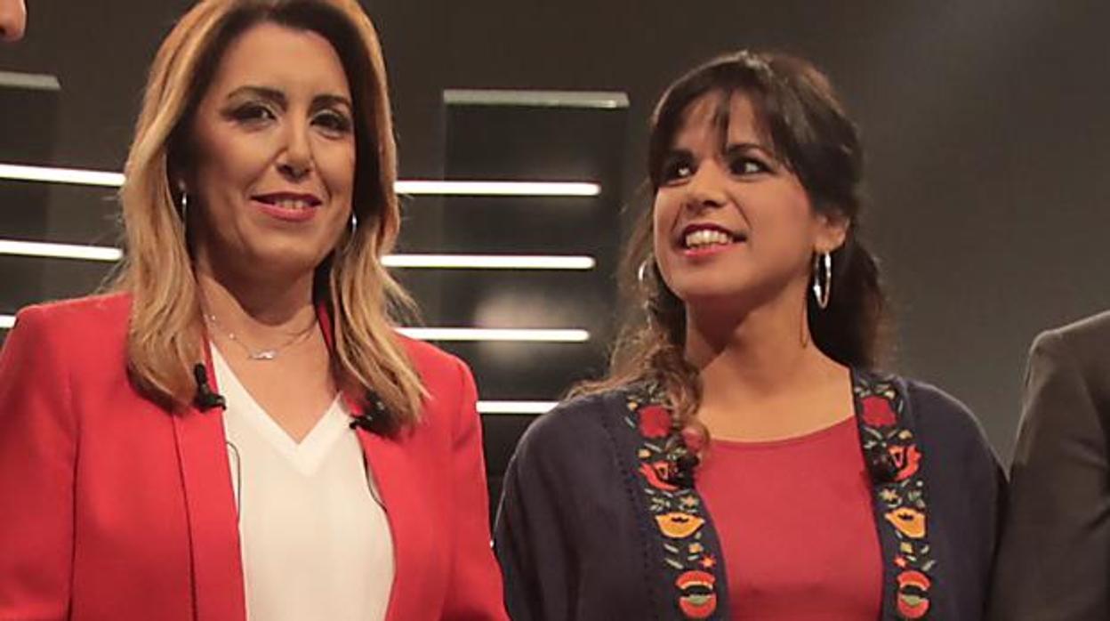 Susana Díaz y Teresa Rodríguez durante el deabte electoral de noviembre de 2018