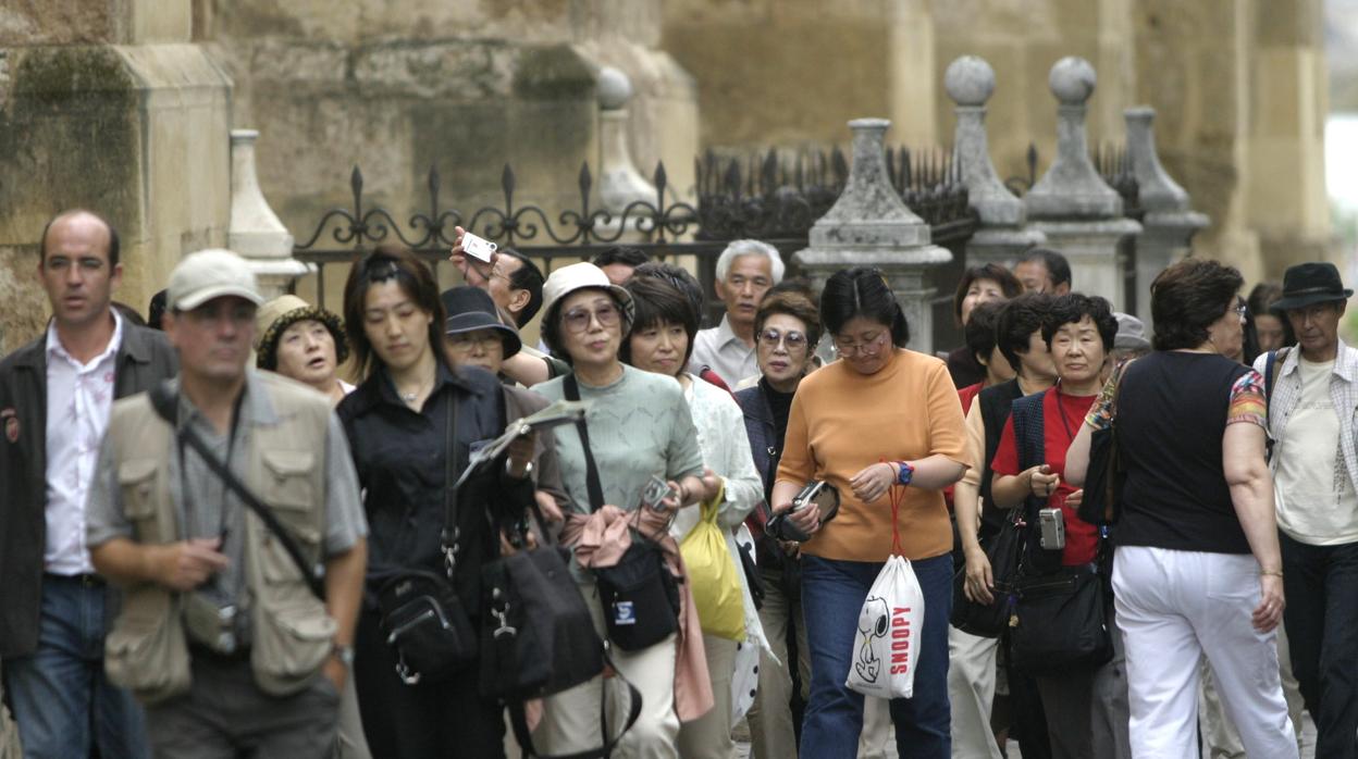 Turistas asiáticos en la Mezquita