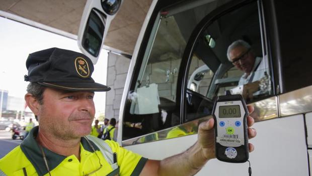 La Policía Local de Córdoba se suma a la campaña contra el consumo de alcohol de la DGT