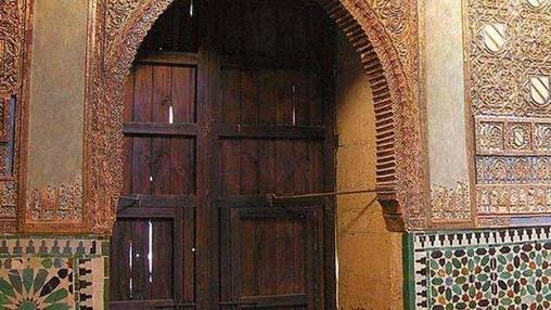 Detalles de la capilla de San Bartolomé en la Facultad de Letras de Córdoba