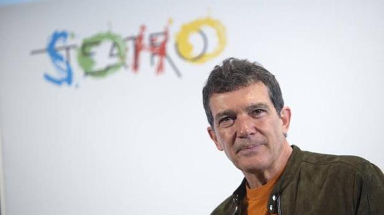 Antonio Banderas en uno de los actos de su nuevo teatro en Málaga