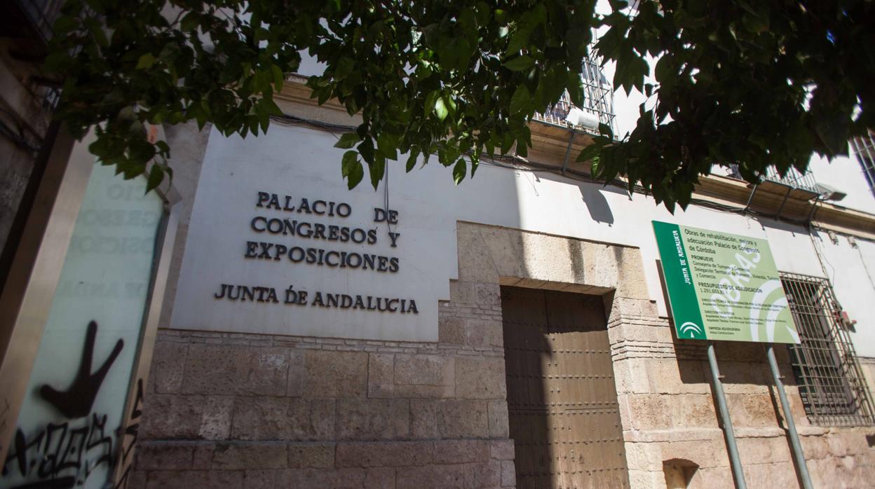 Palacio de Congresos y Exposiciones en obras