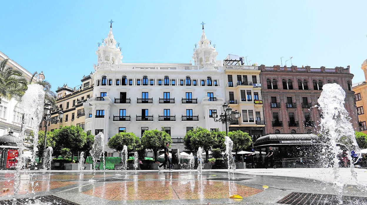 Palacio de la Colomera en la plaza de las Tendillas