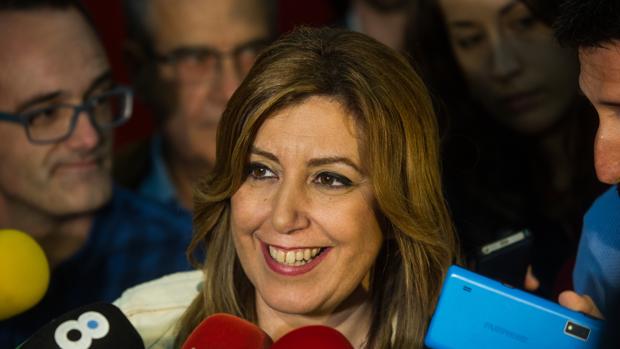 Susana Díaz: «Las líneas rojas de Pedro Sánchez son la defensa de la Constitución y la unidad de España»