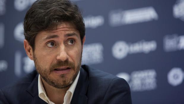 La Policía trata de descifrar quién extorsionó al entrenador del Málaga con un vídeo sexual