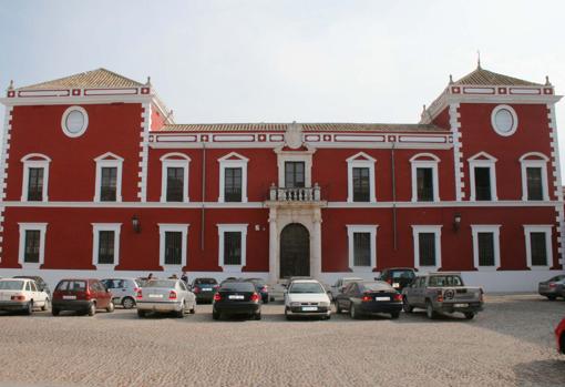 Exterior del Palacio Ducal de Fernán Núñez, construido en el siglo XVIII