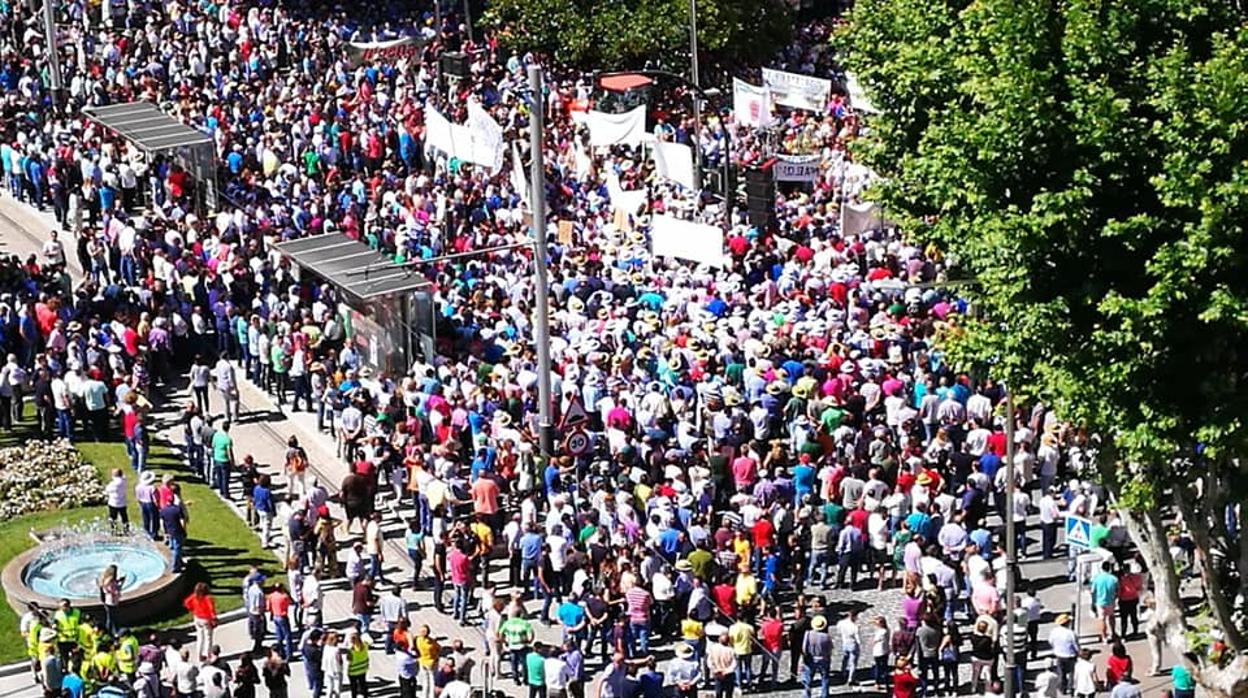 Miles de personas se manifestaron contra la discriminación de Jaén en 2019