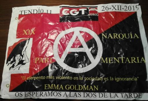 Otro cartel arrancado por el diputado de Vox