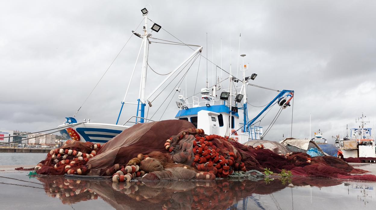 Uno de los pesqueros amarrados al puerto de Algeciras