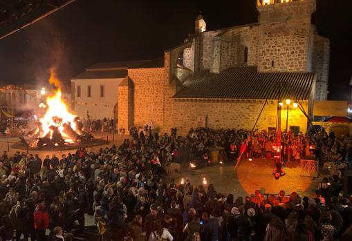 La fiesta de la candelaria de Dos Torres deslumbra a los visitantes