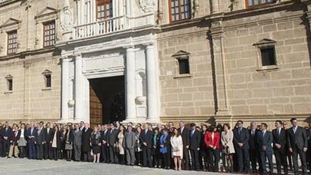 Un pleno reunirá a todos los presidentes del Parlamento andaluz por el 28 de febrero