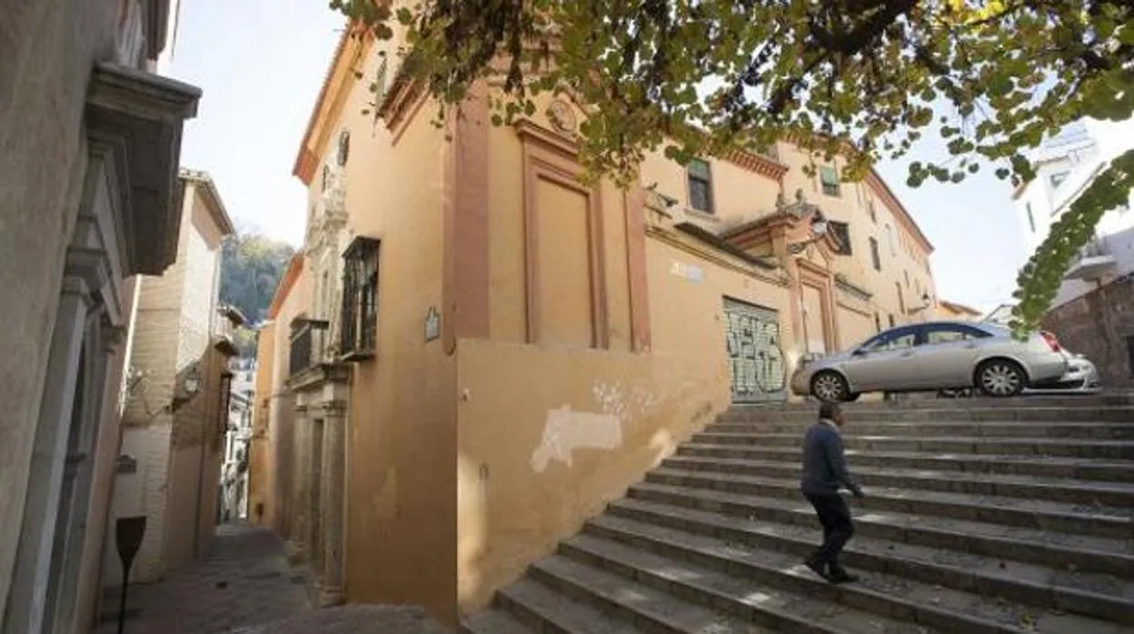 Casa Agreda, el palecete que el Ayuntamiento de Granada alquiló por 500 euros al mes durante 40 años.