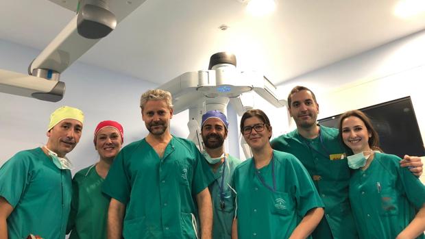 El Hospital Reina Sofía de Córdoba inicia el camino a la cirugía robótica con Da Vinci