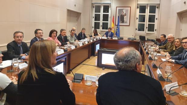 Acuerdo entre la Junta de Andalucía y Adif para usar la variante ferroviaria de Osuna-Pedrera