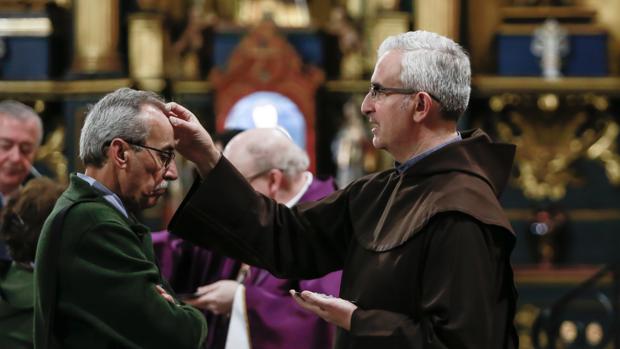 El patero del sábado | Ceniza, por Álvaro R. del Moral