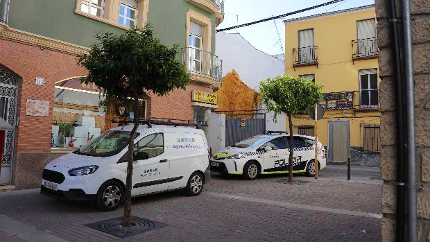 La Policía vuelva a cortarle el agua a los «okupas» de Lucena