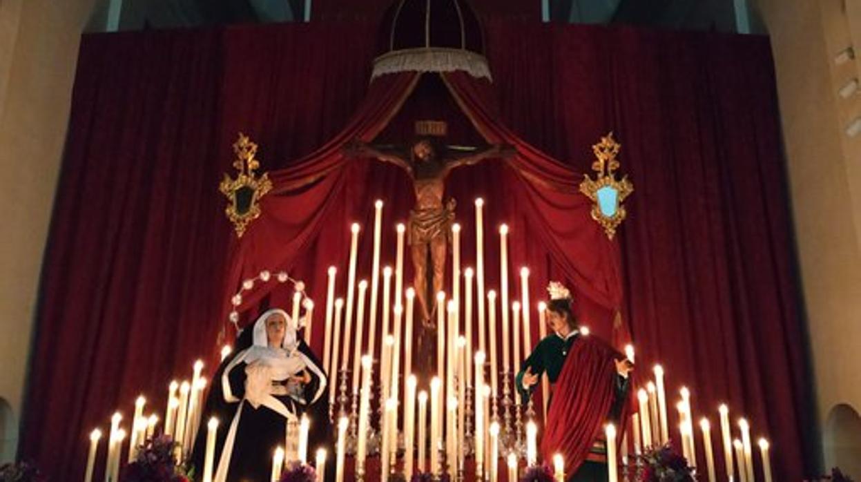 La Virgen de los Desamparados, vestida de hebrea y luto en el quinario del Cristo de las Penas de Córdoba