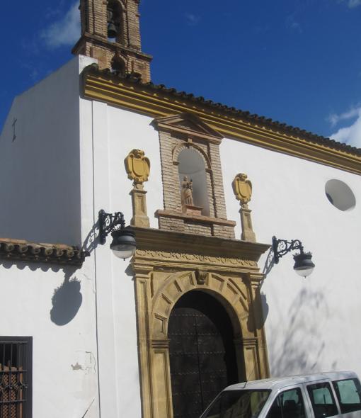 Fachada de la ermita del Santo Crucfijo de Córdoba