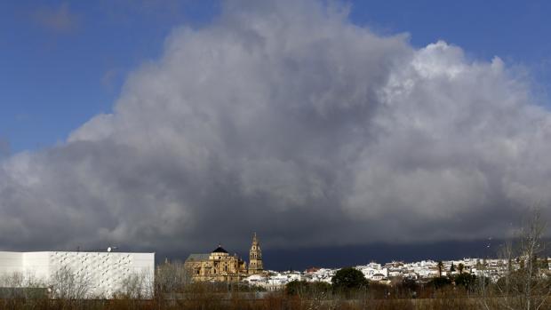 El tiempo en Córdoba para este martes 17 de marzo: cielos nubosos y probabilidad de lluvia