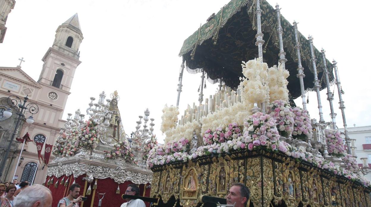 La Patrona y la Virgen de la Esperanza en la magna mariana de 2017