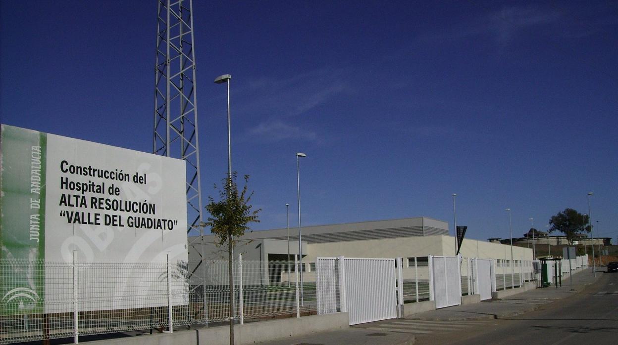 Entrada al hospital Valle del Guadiato de Peñarroya-Pueblonuevo