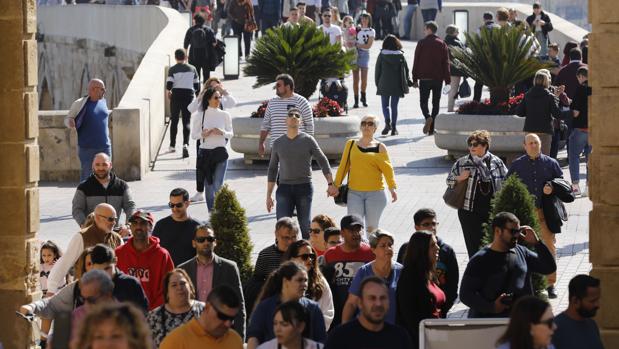 Los turistas extranjeros cayeron un 2,6% en Córdoba en febrero, cuando la crisis sanitaria empezó a notarse