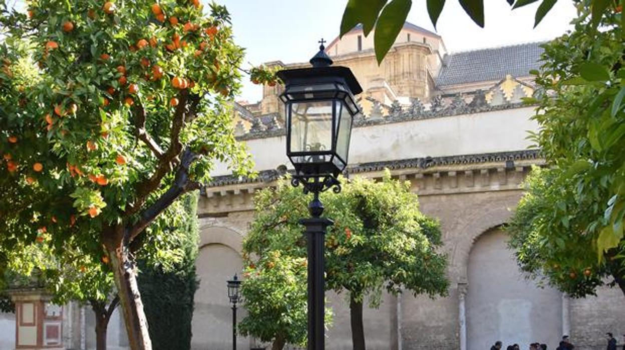 Aprobado el proyecto para mejorar el alumbrado del Patio de los Naranjos de la Mezquita-Catedral