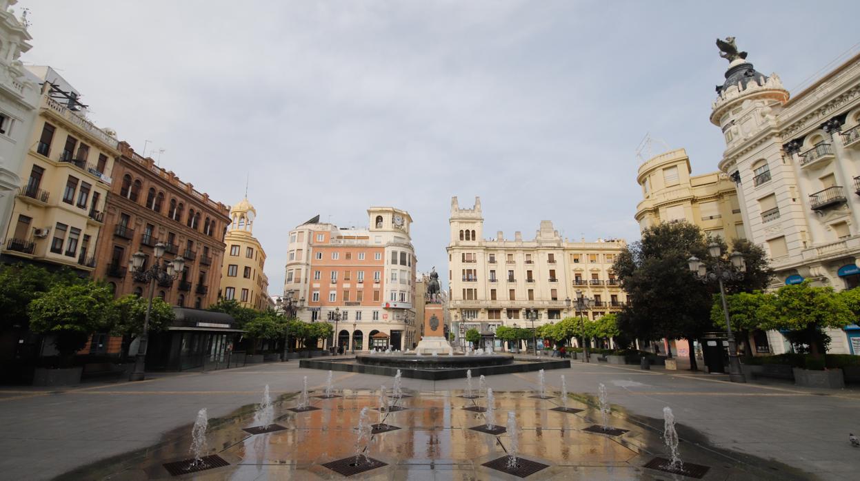 Imagen de la plaza de las Tendillas tomada durante la crisis del coronavirus