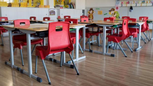 Juan Marín: «El curso escolar en Andalucía va a terminar en las fechas ordinarias»