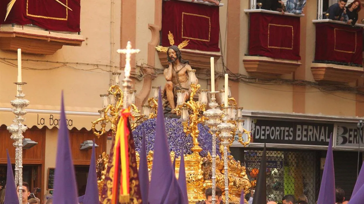 El Ayuntamiento se compromete con las cofradías de Cádiz a sufragar los gastos ya realizados para la Semana Santa 2020