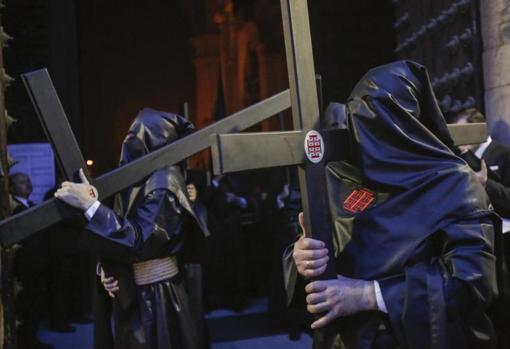 Nazarenos del Santo Sepulcro