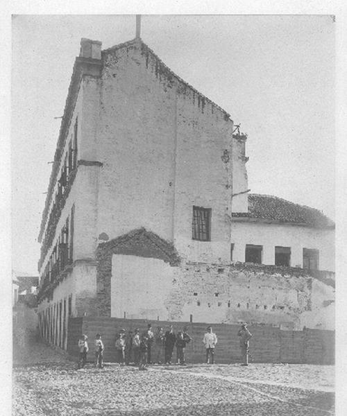 Esquina del instituto Góngora con Claudio Marcelo