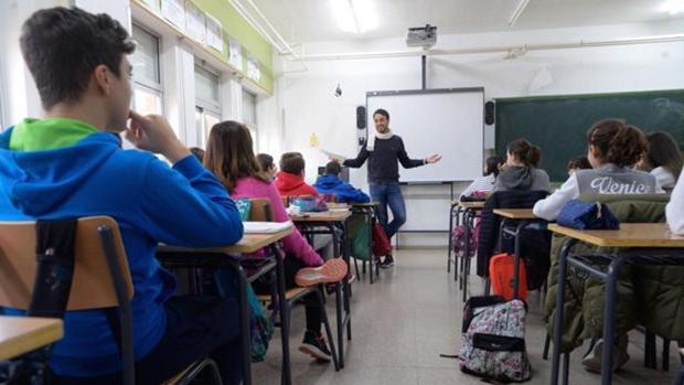 Andalucía evaluará de forma «flexible» a los alumnos pero no aplicará el aprobado general