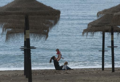 La playa es uno de los lugares más amplios para guardiar la distacnia social