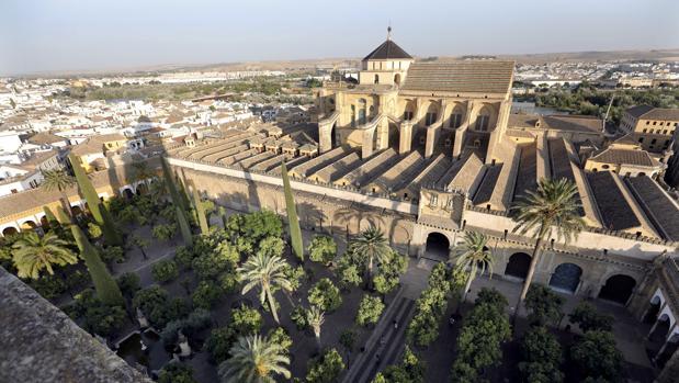 El Cabildo Catedral de Córdoba homenajea a las víctimas del coronavirus a través de un vídeo